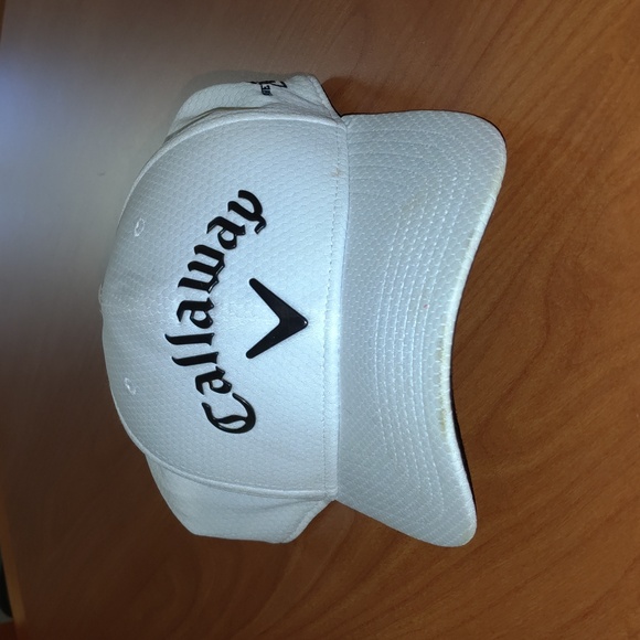Callaway Golf Hat Baseball Cap Black Strapback Dad Hat White  Callaway The Legacy Embroidered Logo Strap-on Golf Hat Cap White Black